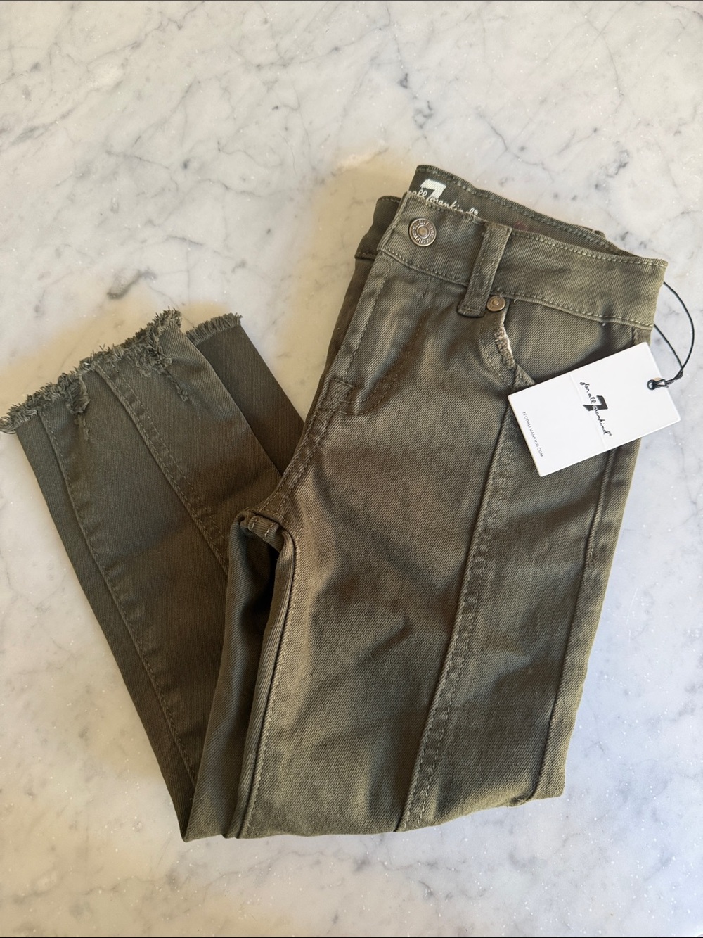 *NWT*7 For All Mankind girls size 6 Olive Skinny Jeans with Raw Hem